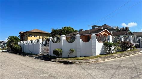 House For Sale: RHYNE PARK, ST JAMES, Montego .